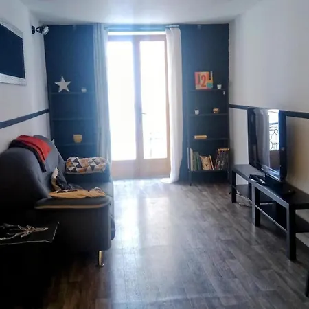 Apartment Center *