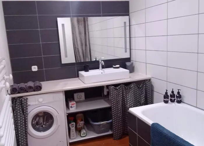 Apartment Center